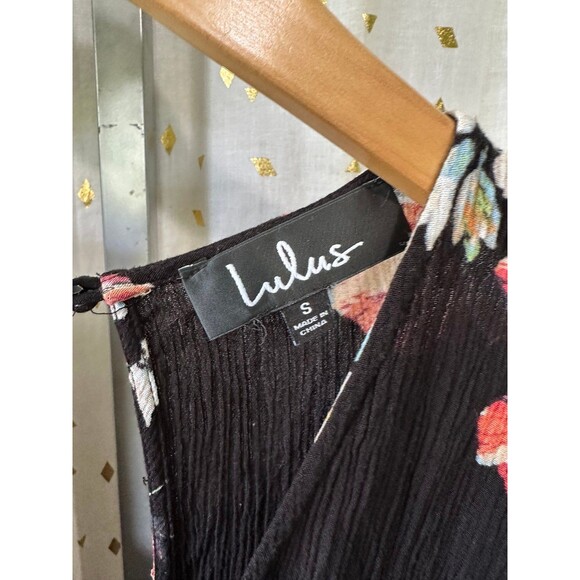 Lulus Staying Cool Black Floral Crinkle Print Culotte Side Slits Jumpsuit S - Picture 8 of 8